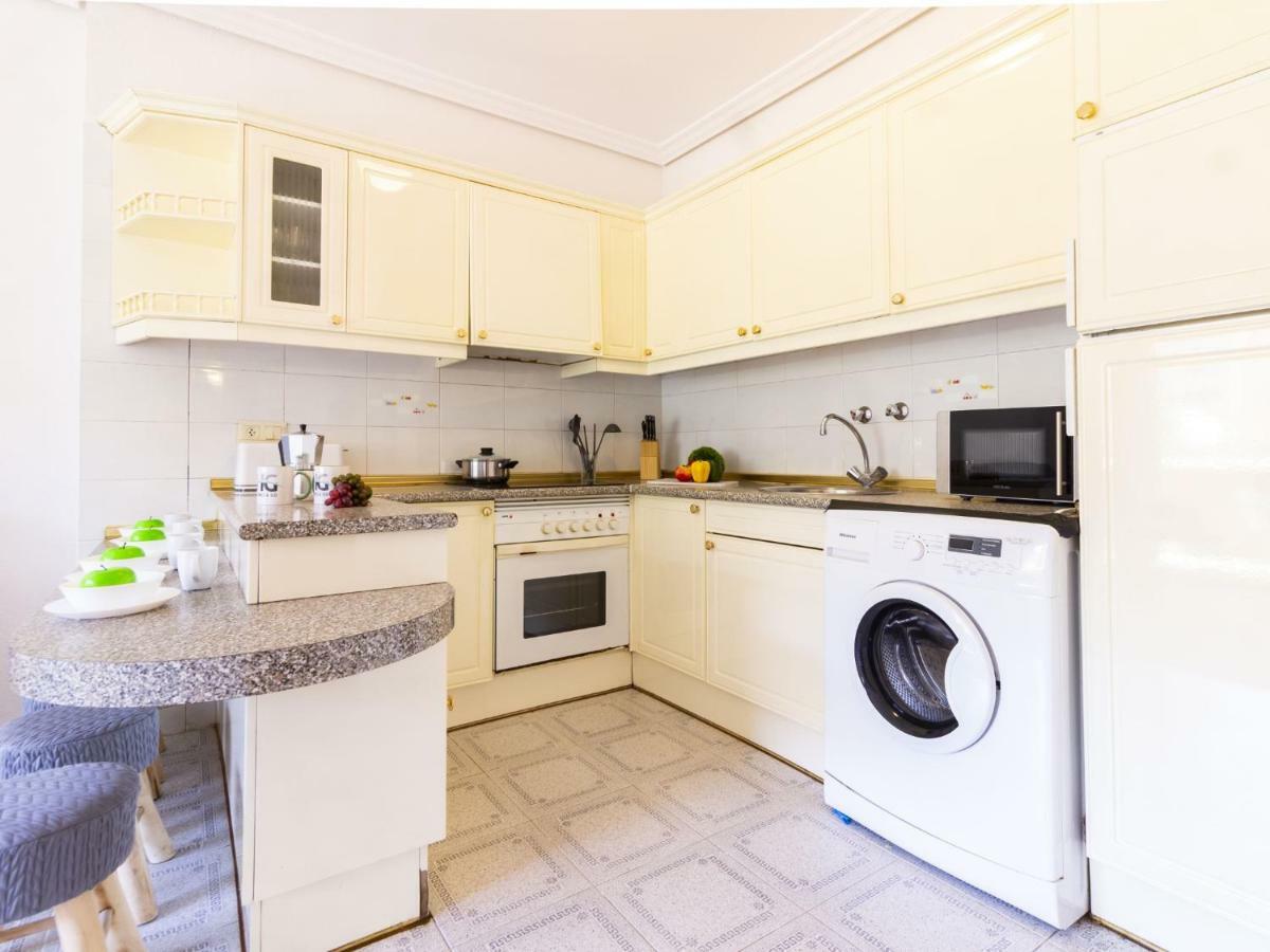 Homes & Go Albeniz Basic ลาปีเนดา ภายนอก รูปภาพ